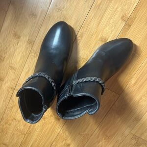 Black Ankle Boots with Braided Strap